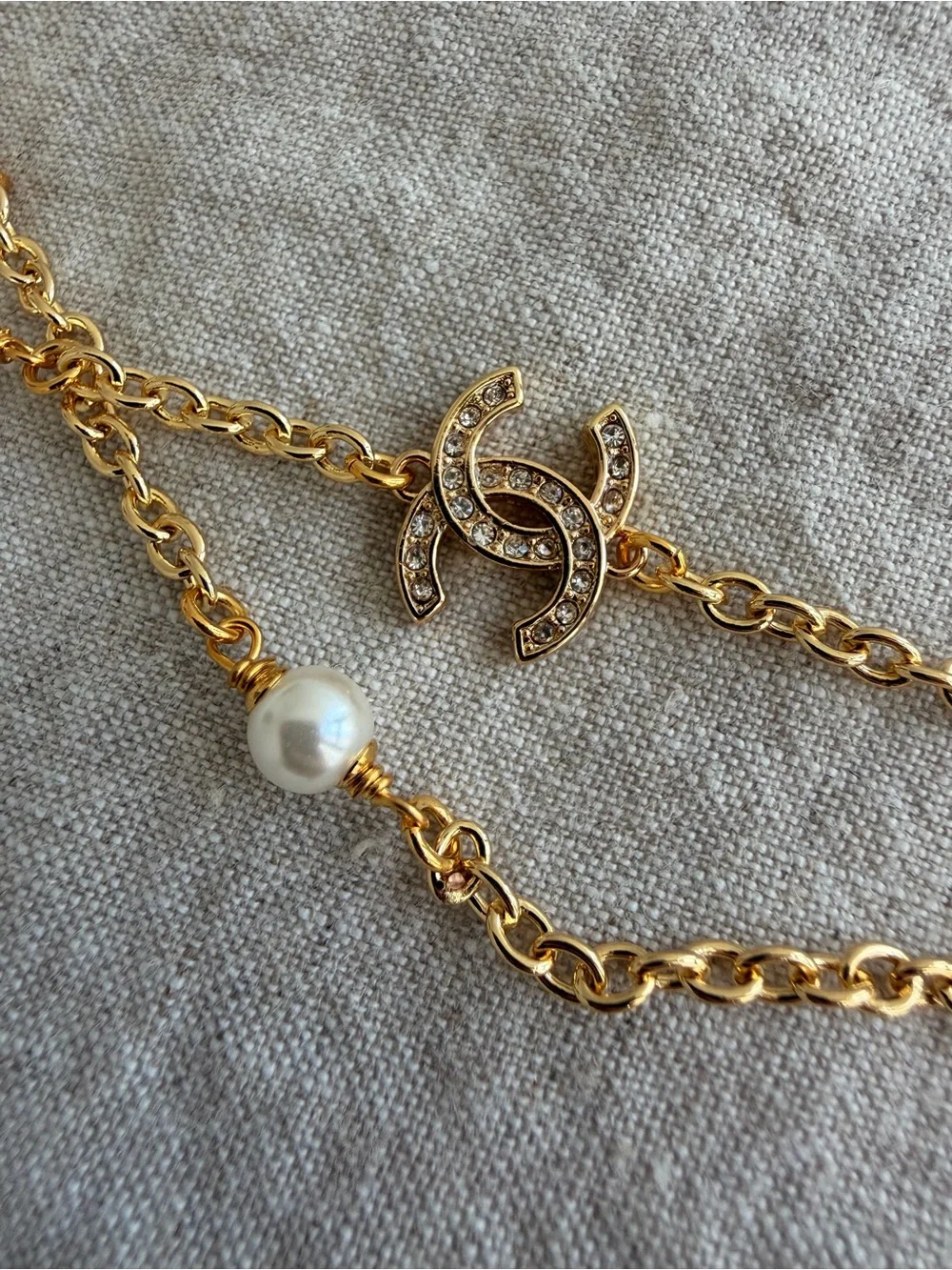 💛CHANEL Gold-Tone Pearl & Crystal Multilayer Necklace✨